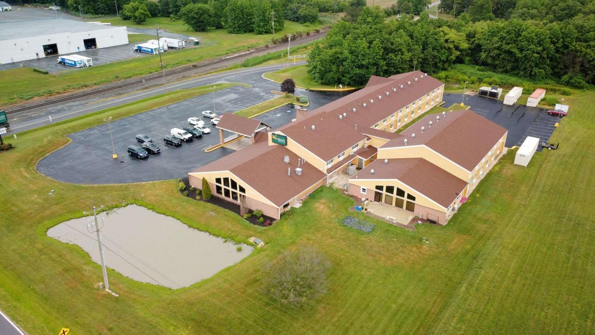 Hotel Quality & - Milford 3*